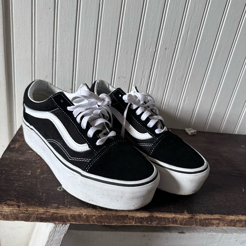 OLD SKOOL STACKFORM SHOE